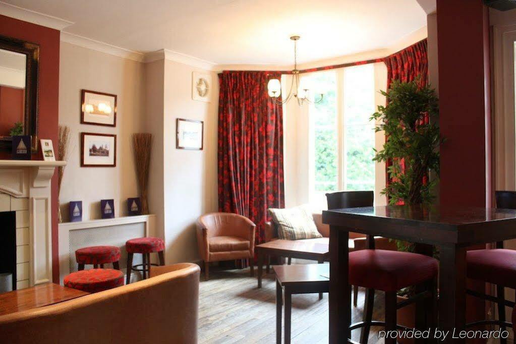 Waterloo Hotel Crowthorne Zimmer foto